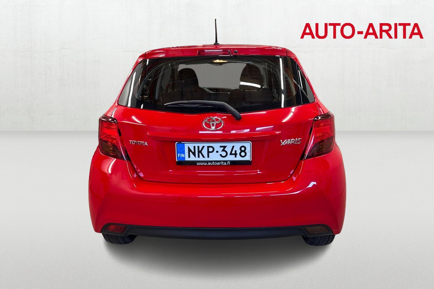 Toyota Yaris vaihtoauto