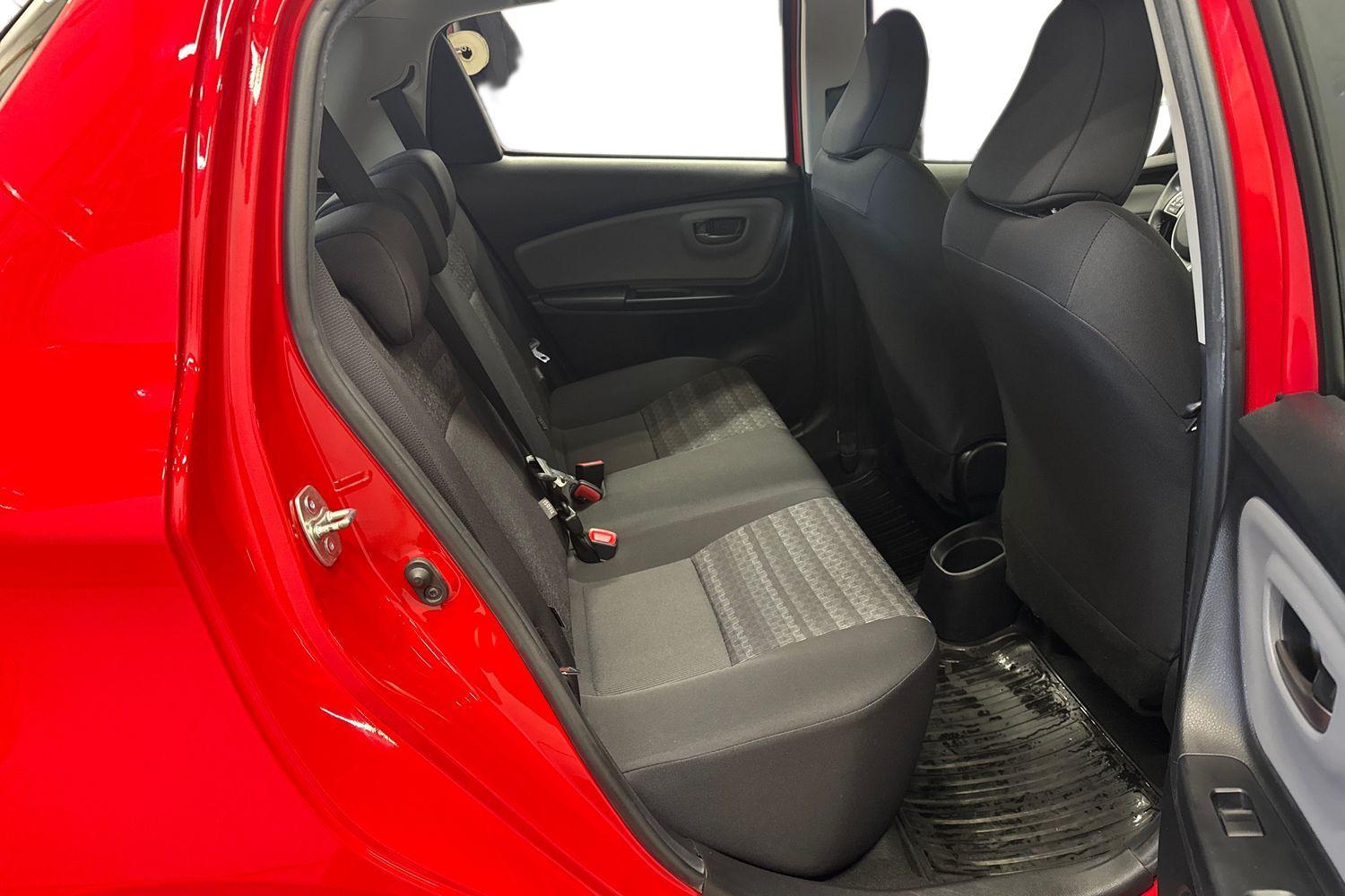 Toyota Yaris vaihtoauto