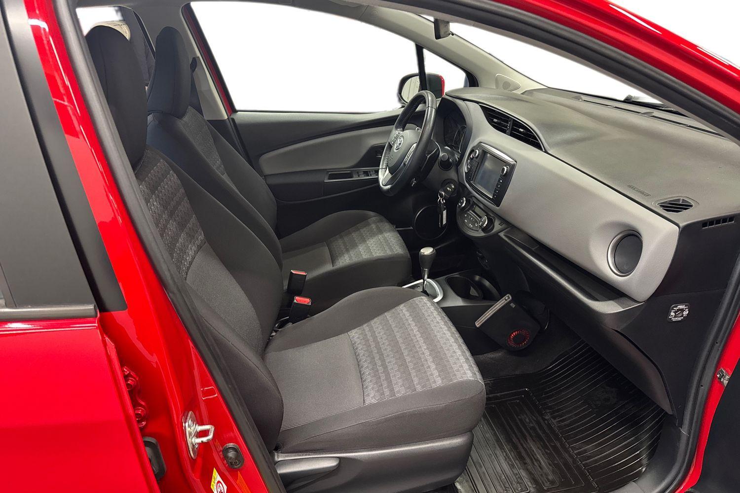 Toyota Yaris vaihtoauto