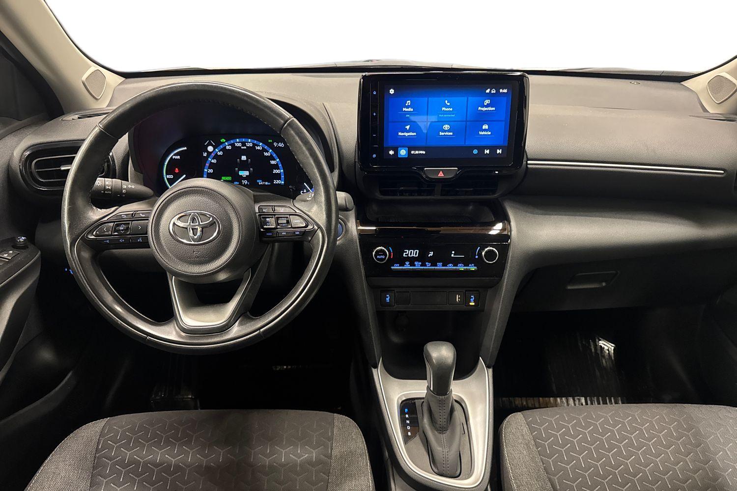 Toyota Yaris Cross vaihtoauto