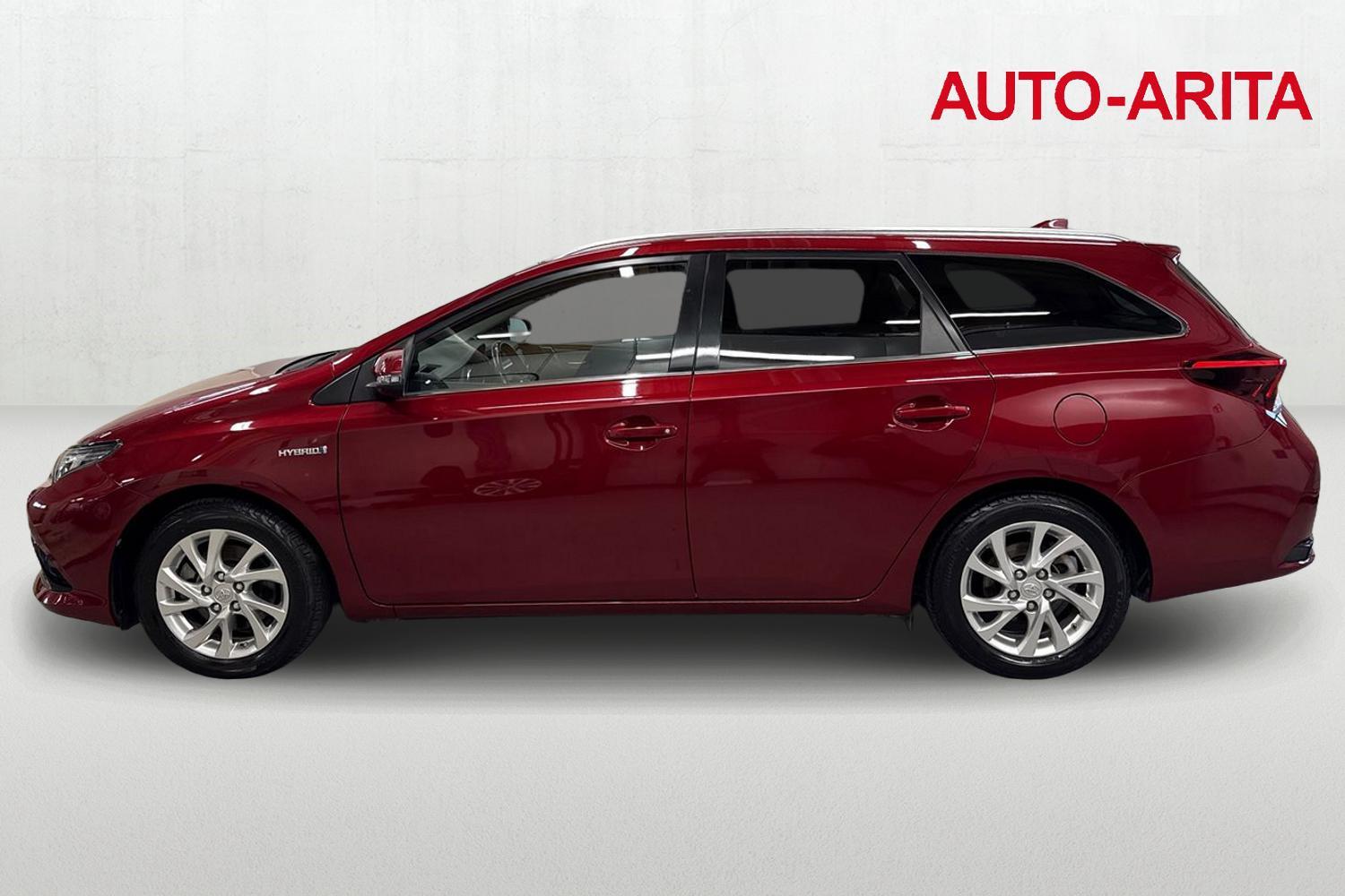 Toyota Auris vaihtoauto