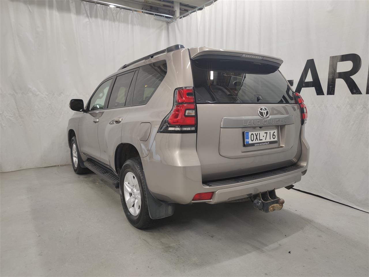 Toyota Land Cruiser vaihtoauto
