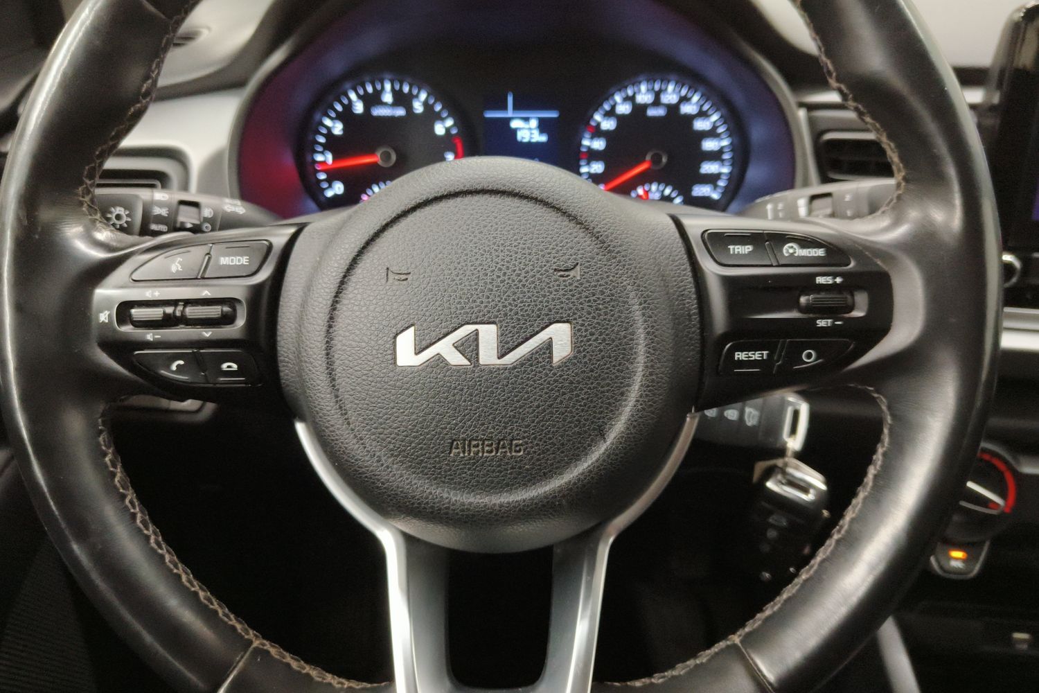 Kia Rio vaihtoauto