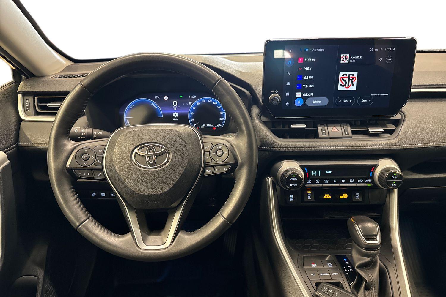 Toyota RAV4 vaihtoauto