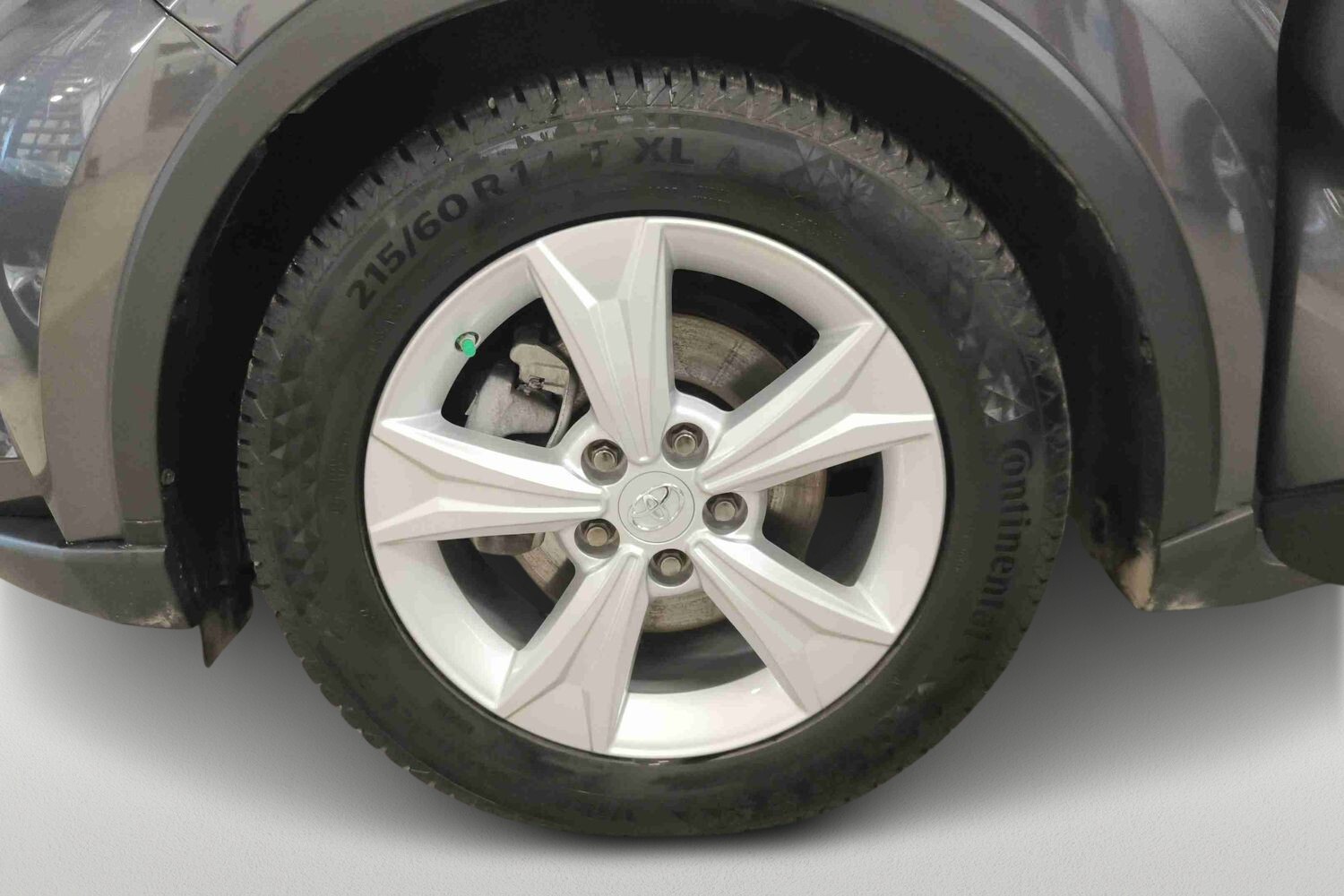 Toyota C-HR vaihtoauto