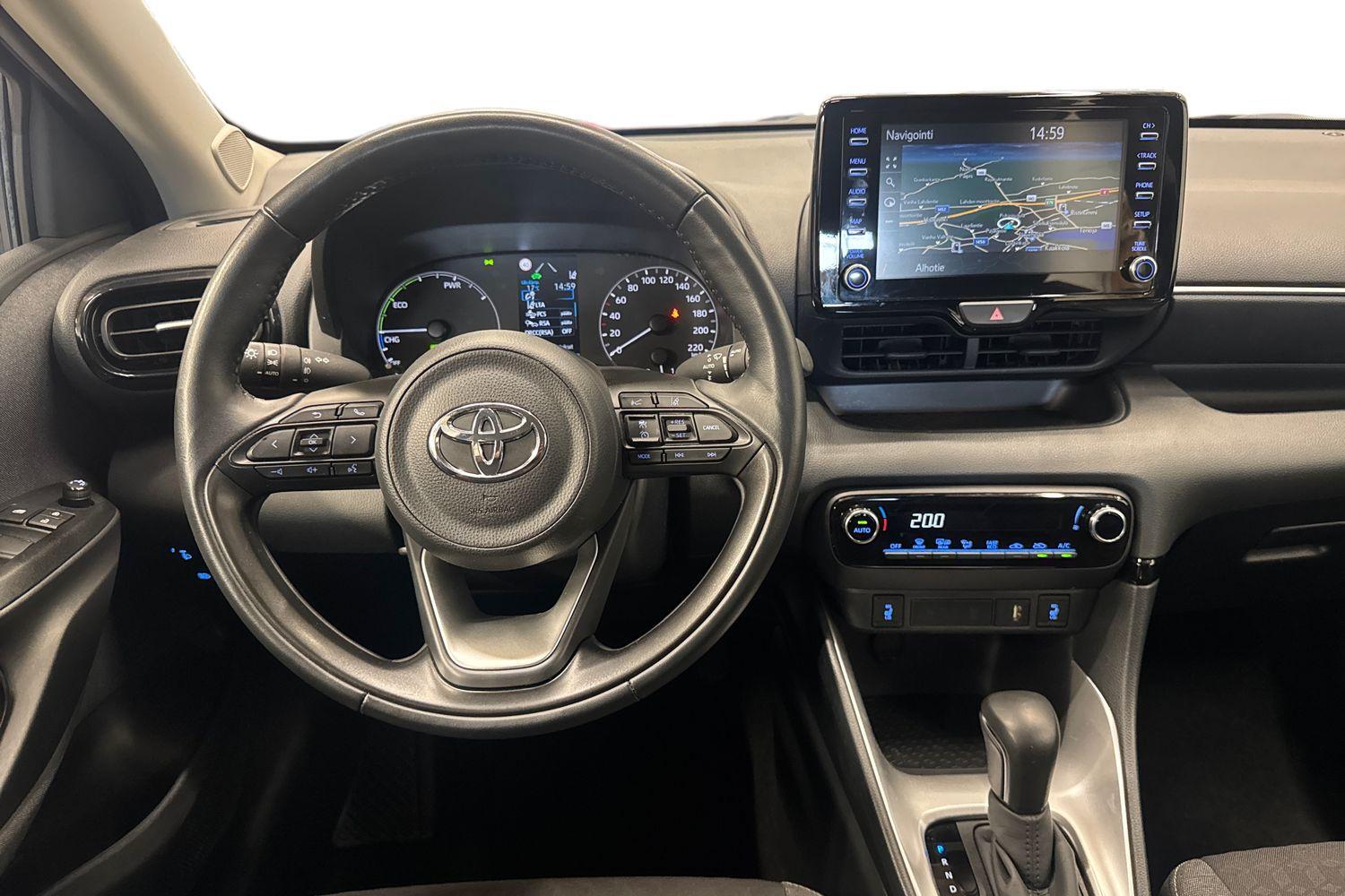 Toyota Yaris vaihtoauto