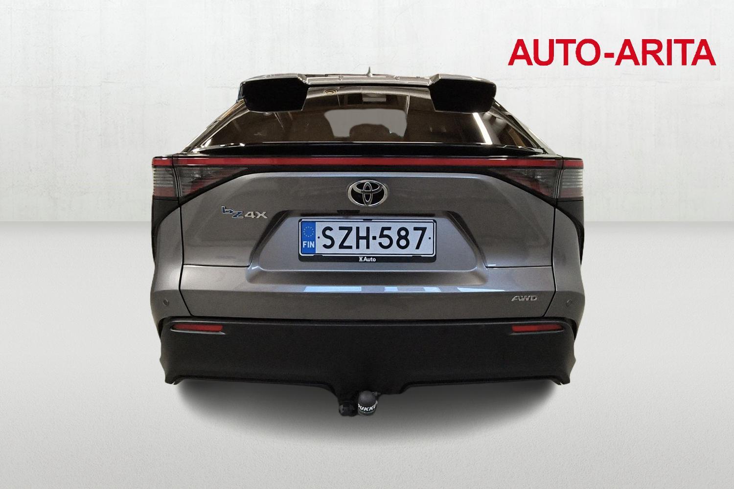 Toyota bZ4X vaihtoauto