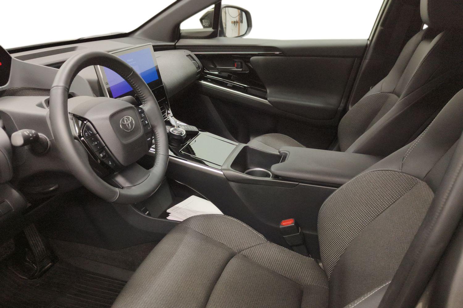 Toyota bZ4X vaihtoauto
