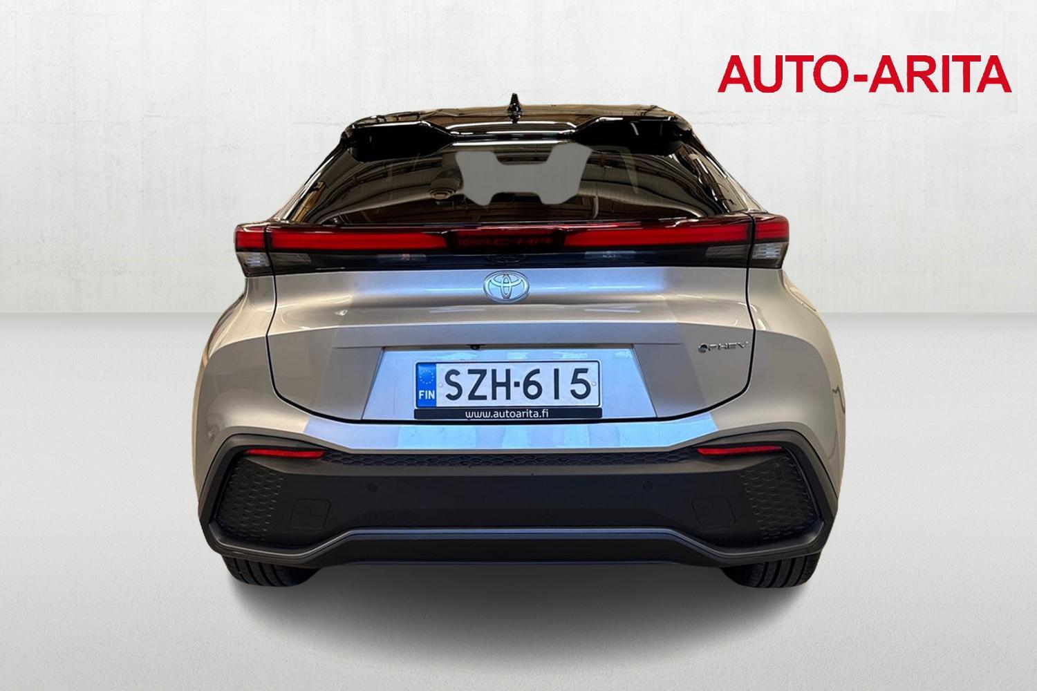 Toyota C-HR vaihtoauto