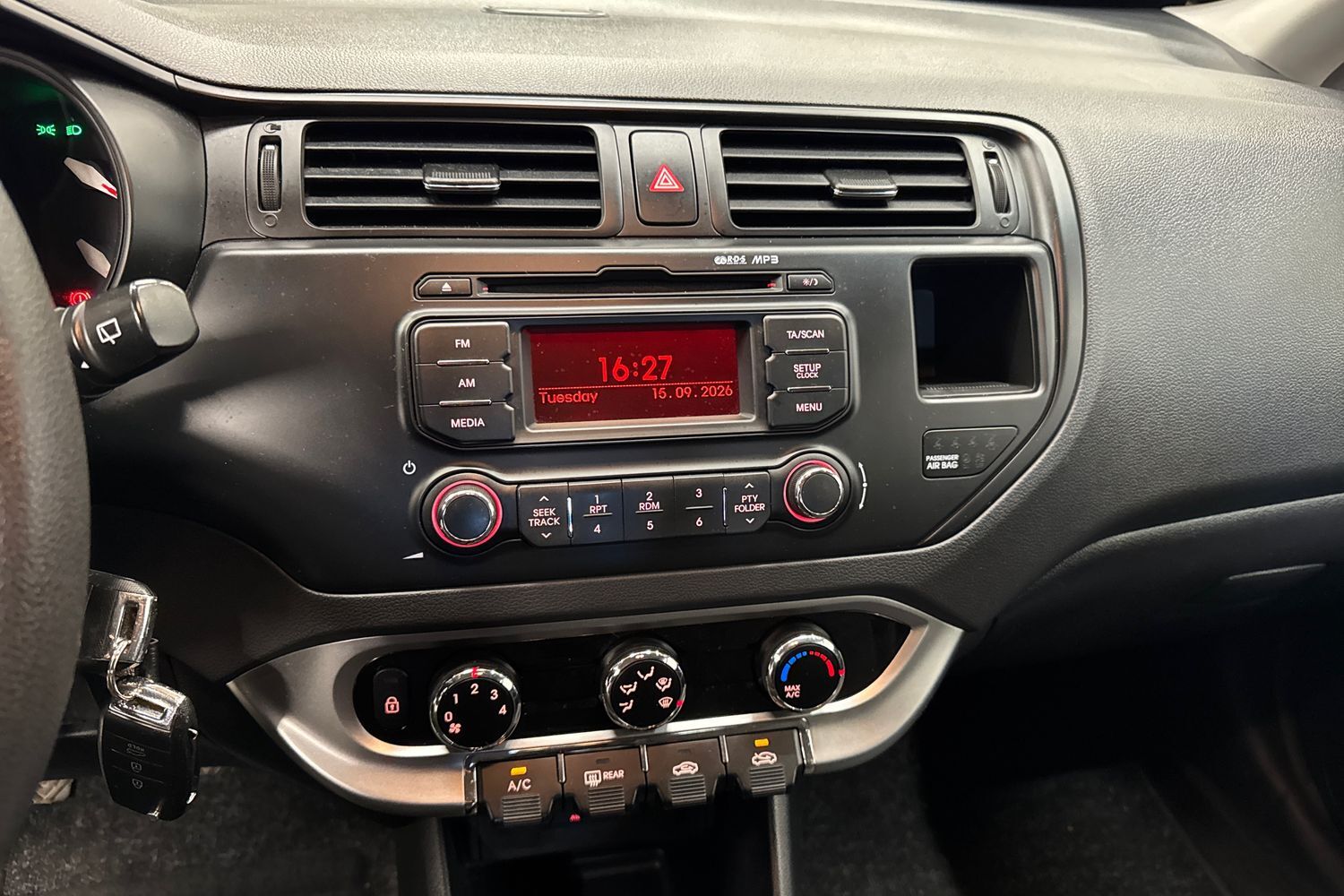 Kia Rio vaihtoauto