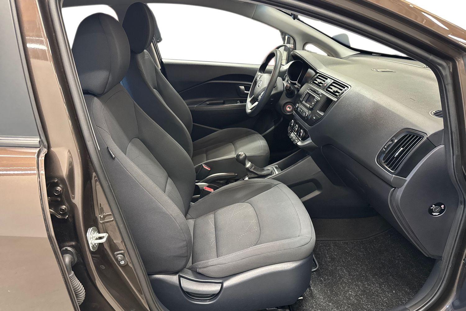 Kia Rio vaihtoauto