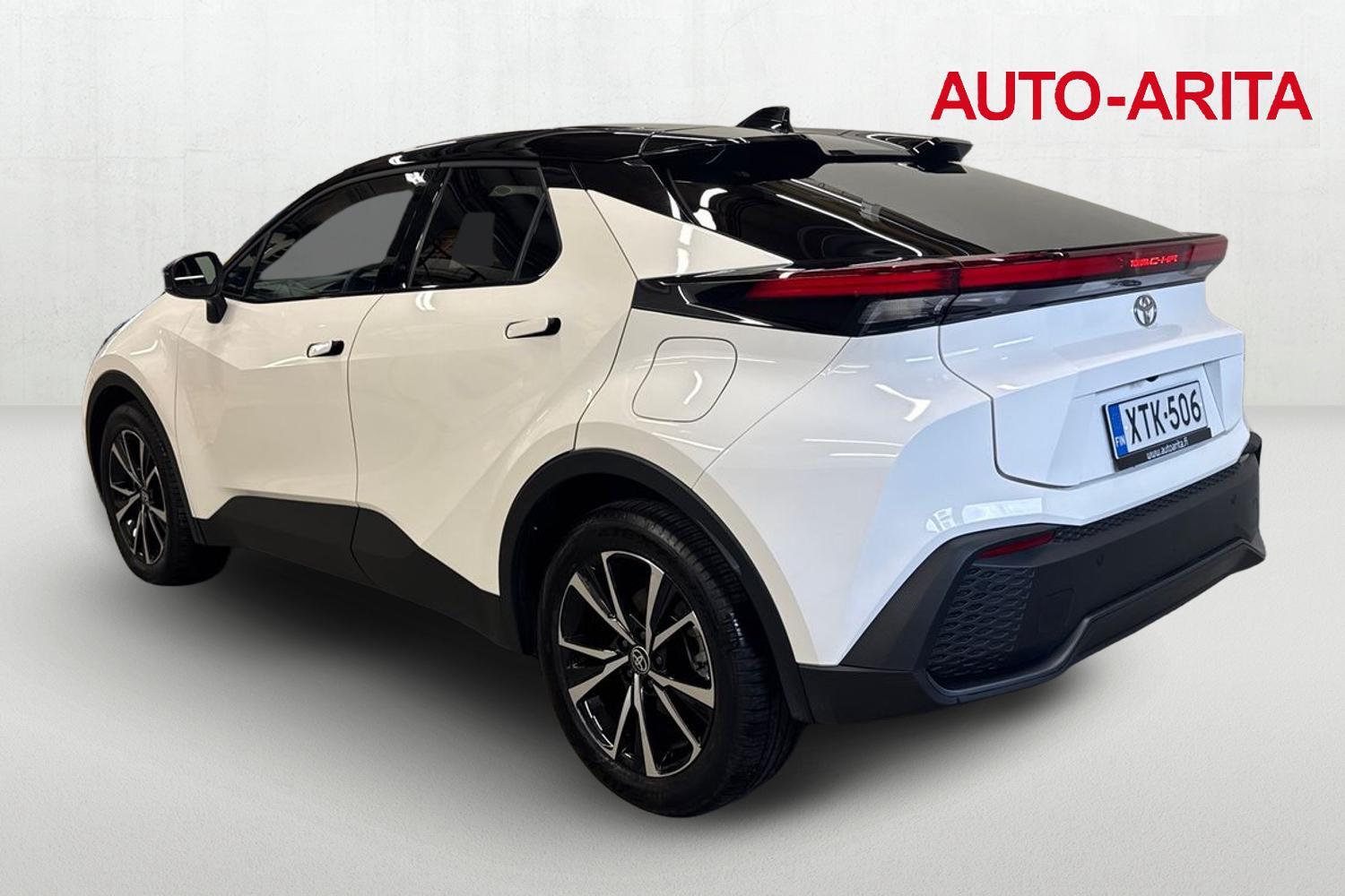 Toyota C-HR vaihtoauto