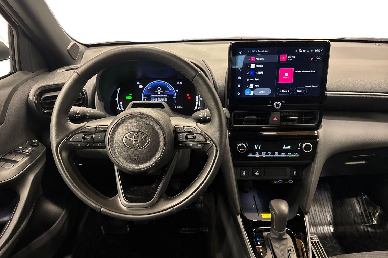 Toyota Yaris Cross vaihtoauto