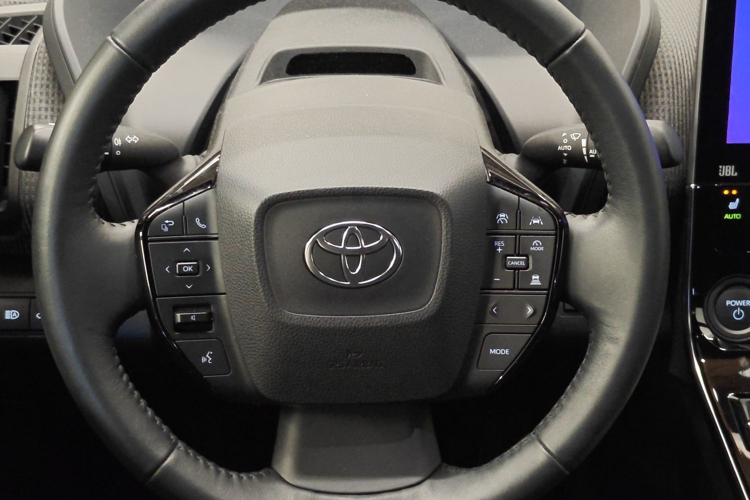 Toyota bZ4X vaihtoauto