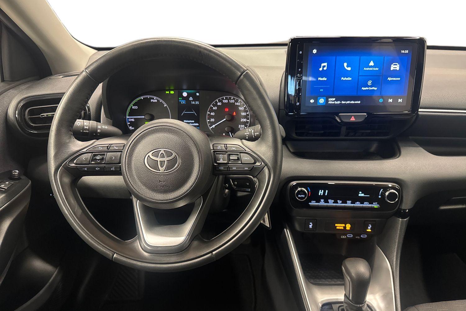 Toyota Yaris vaihtoauto