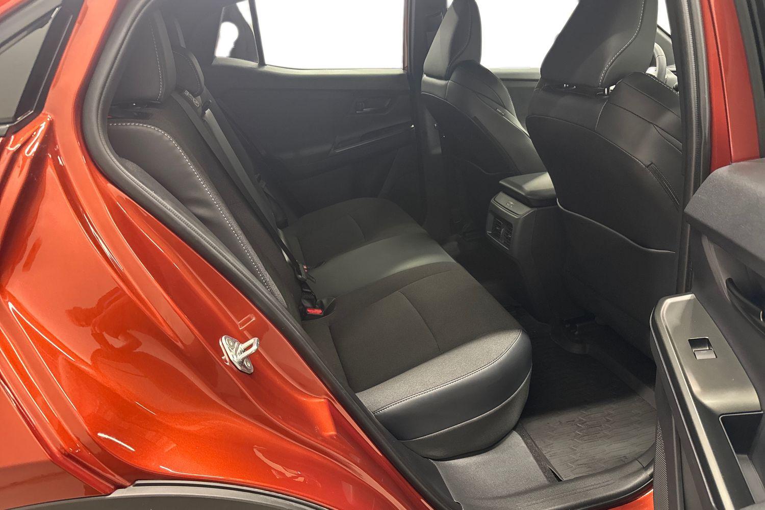 Toyota C-HR+ vaihtoauto