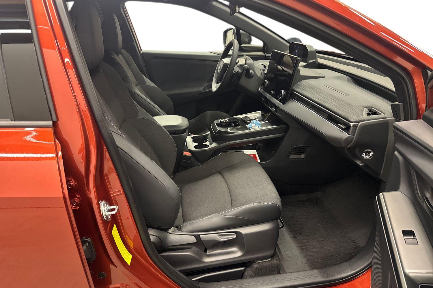 Toyota C-HR+ vaihtoauto