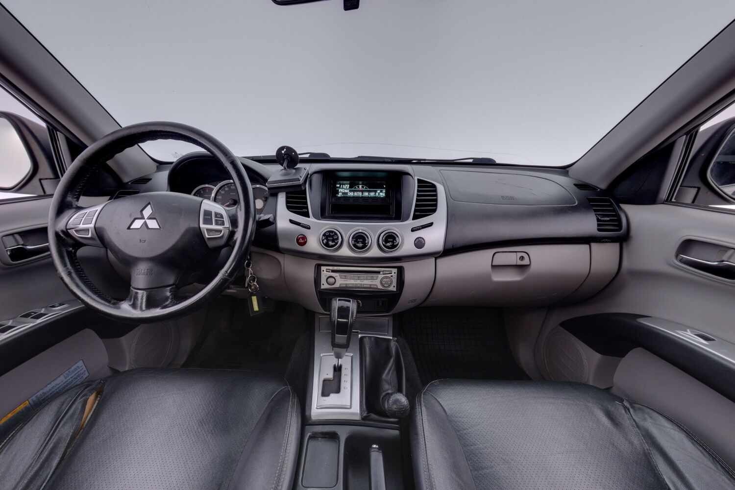 Mitsubishi L200 vaihtoauto