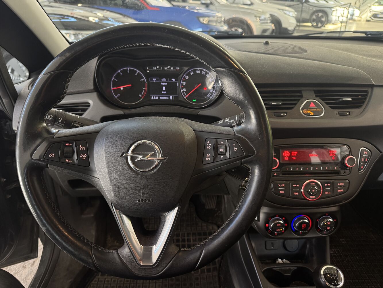 Opel Corsa vaihtoauto