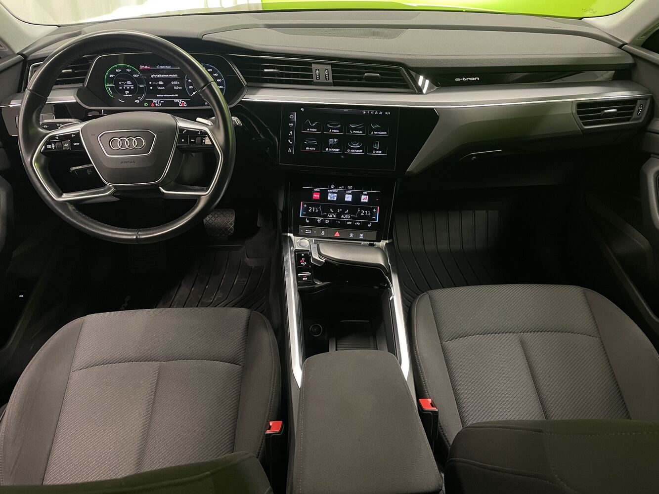 Audi e-tron vaihtoauto
