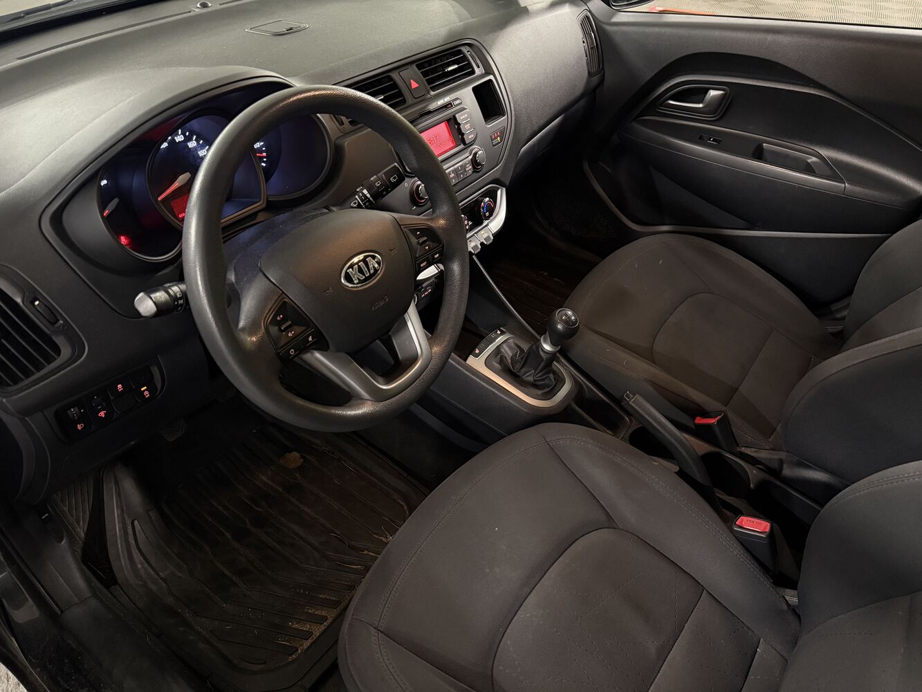 Kia Rio vaihtoauto