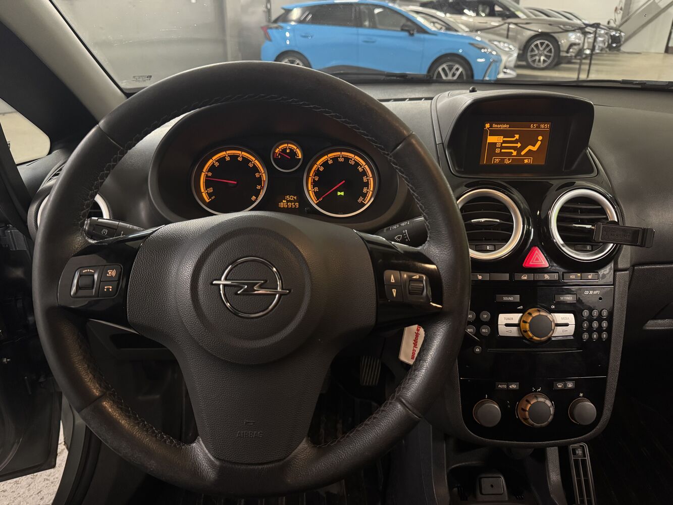Opel Corsa vaihtoauto