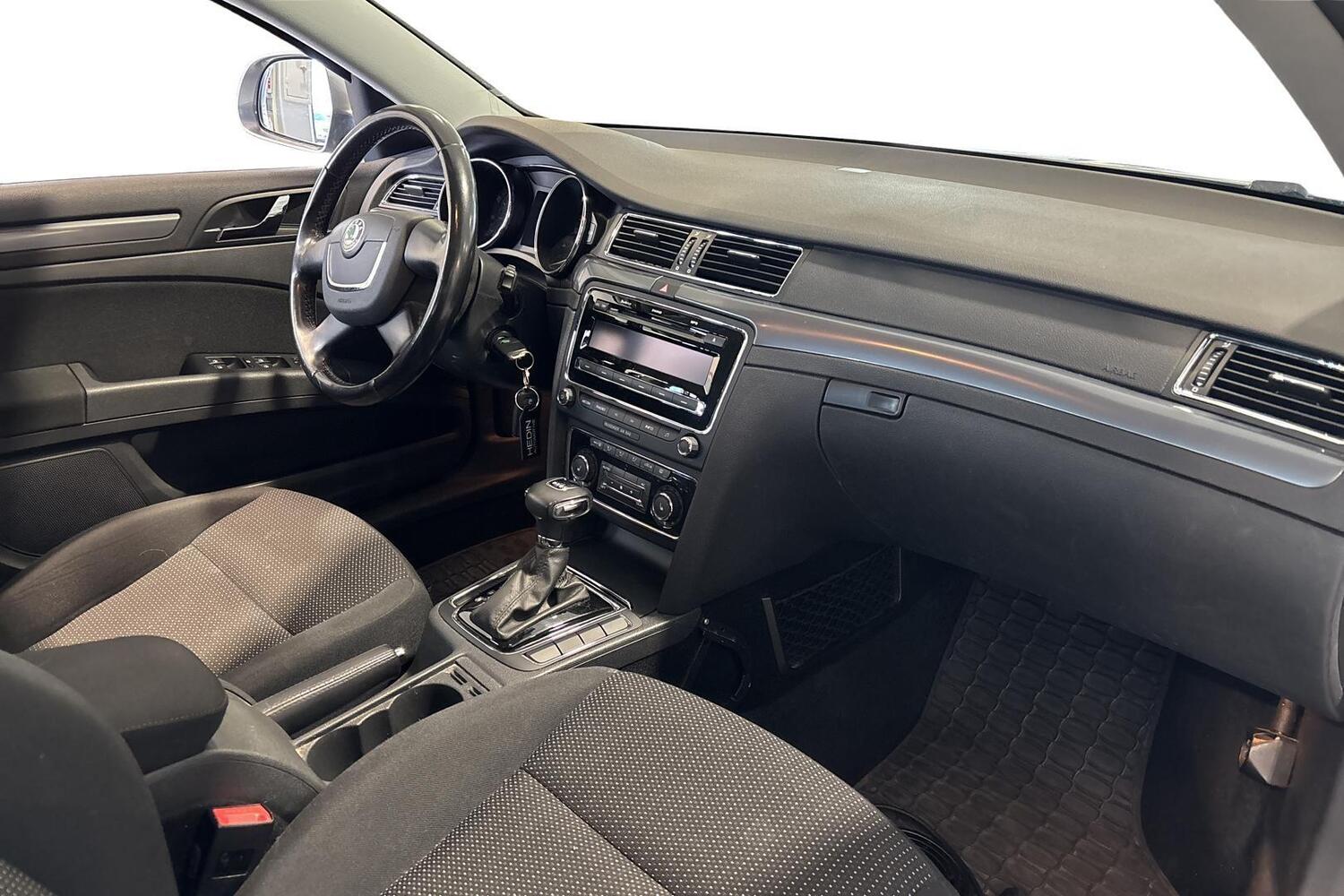 Skoda Superb vaihtoauto