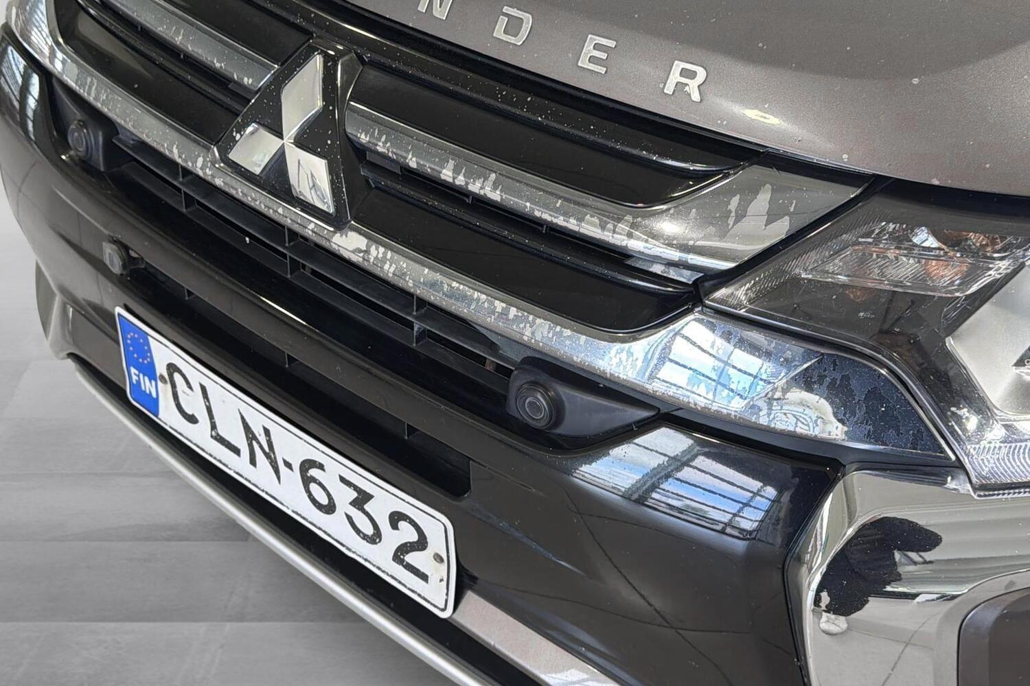 Mitsubishi Outlander PHEV vaihtoauto