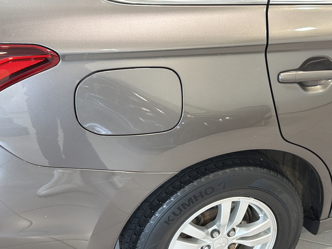 Mitsubishi Outlander PHEV vaihtoauto