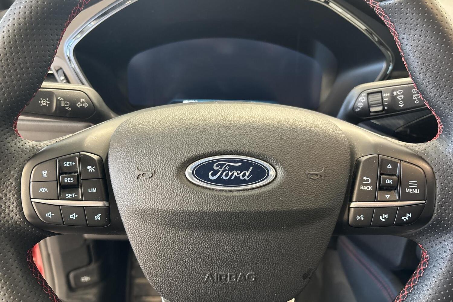 Ford Kuga vaihtoauto