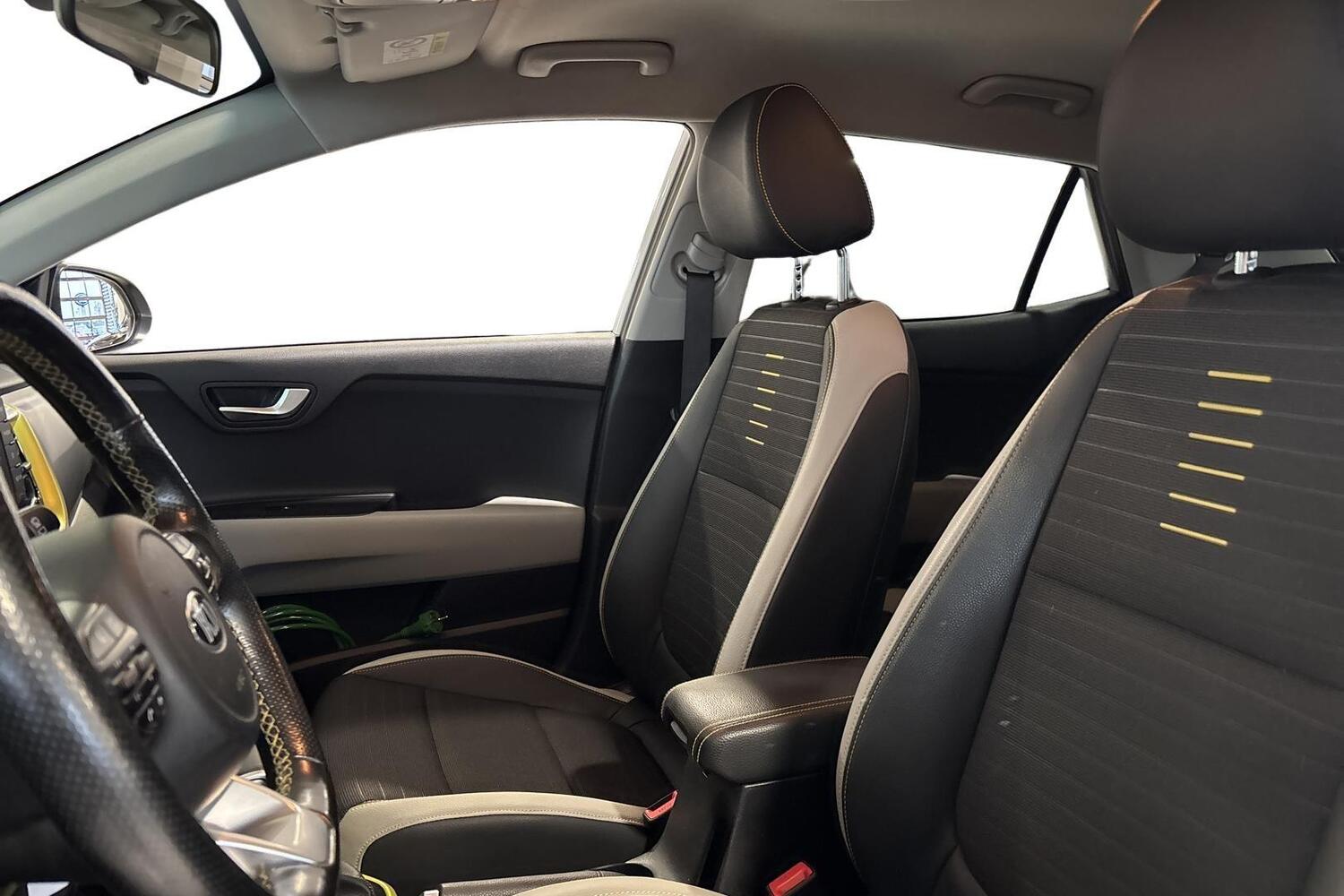 Kia Stonic vaihtoauto