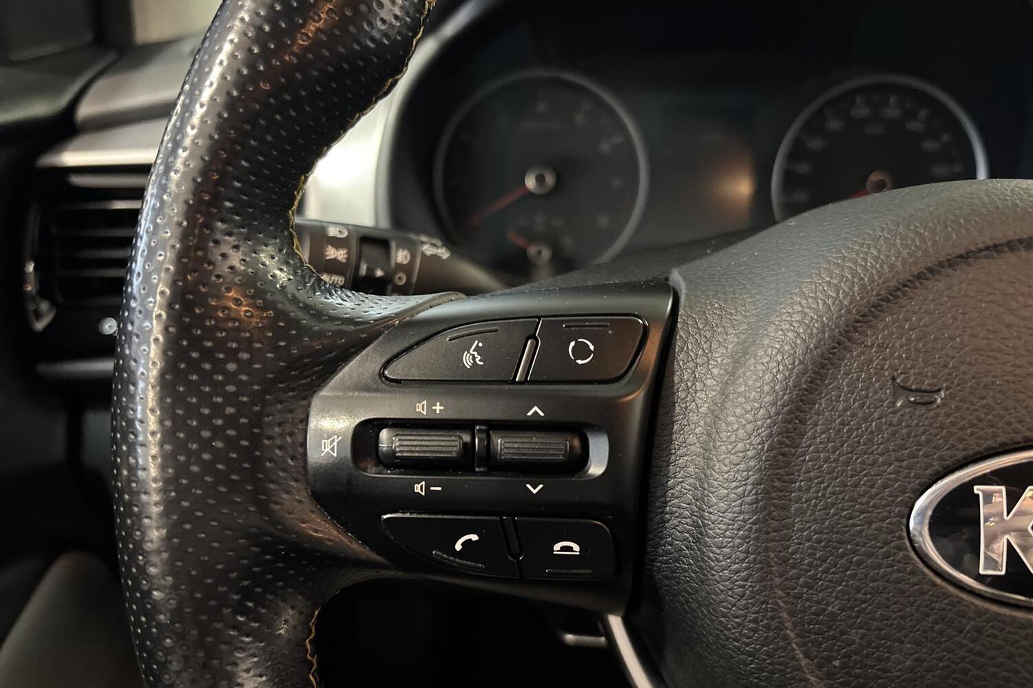Kia Stonic vaihtoauto