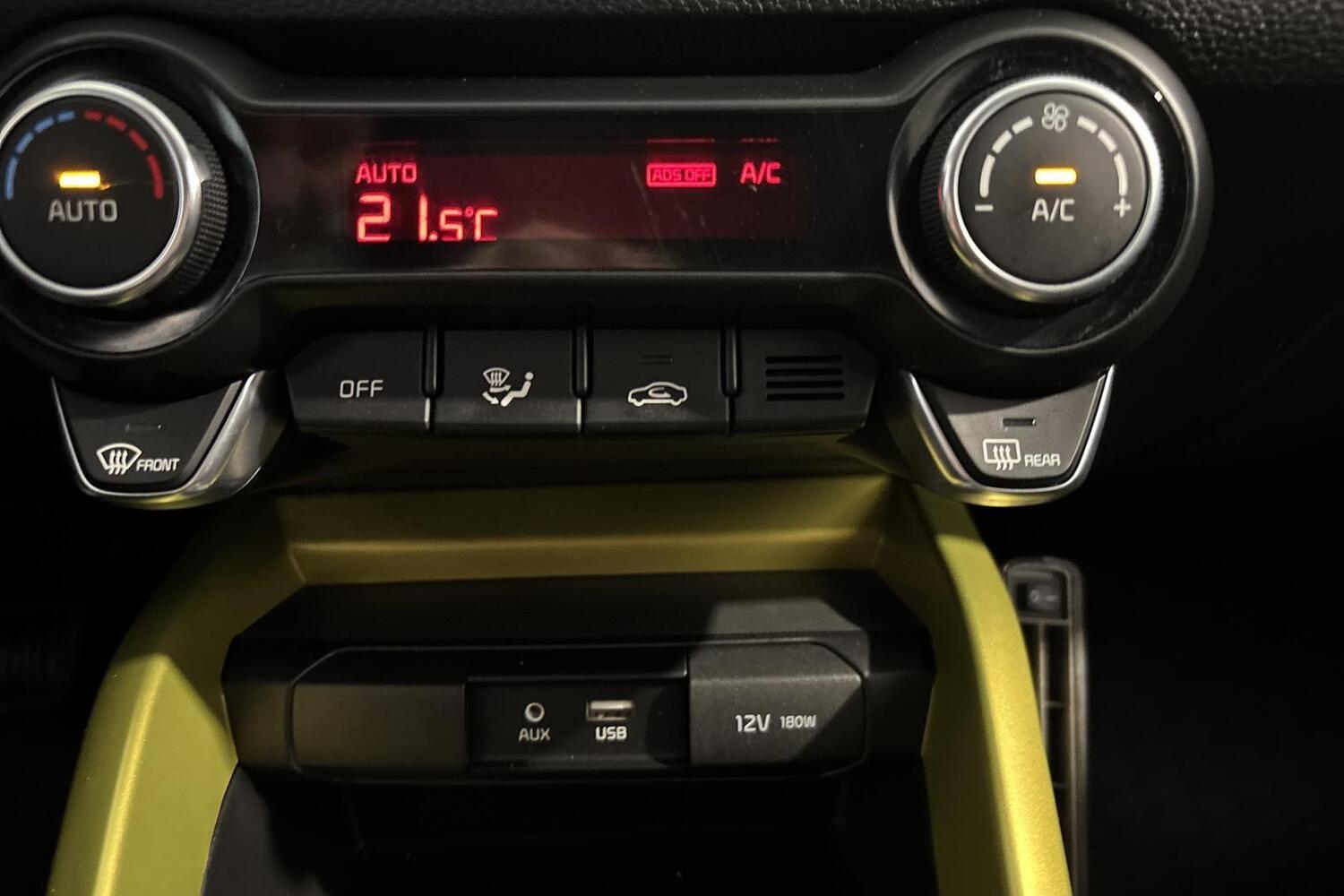 Kia Stonic vaihtoauto