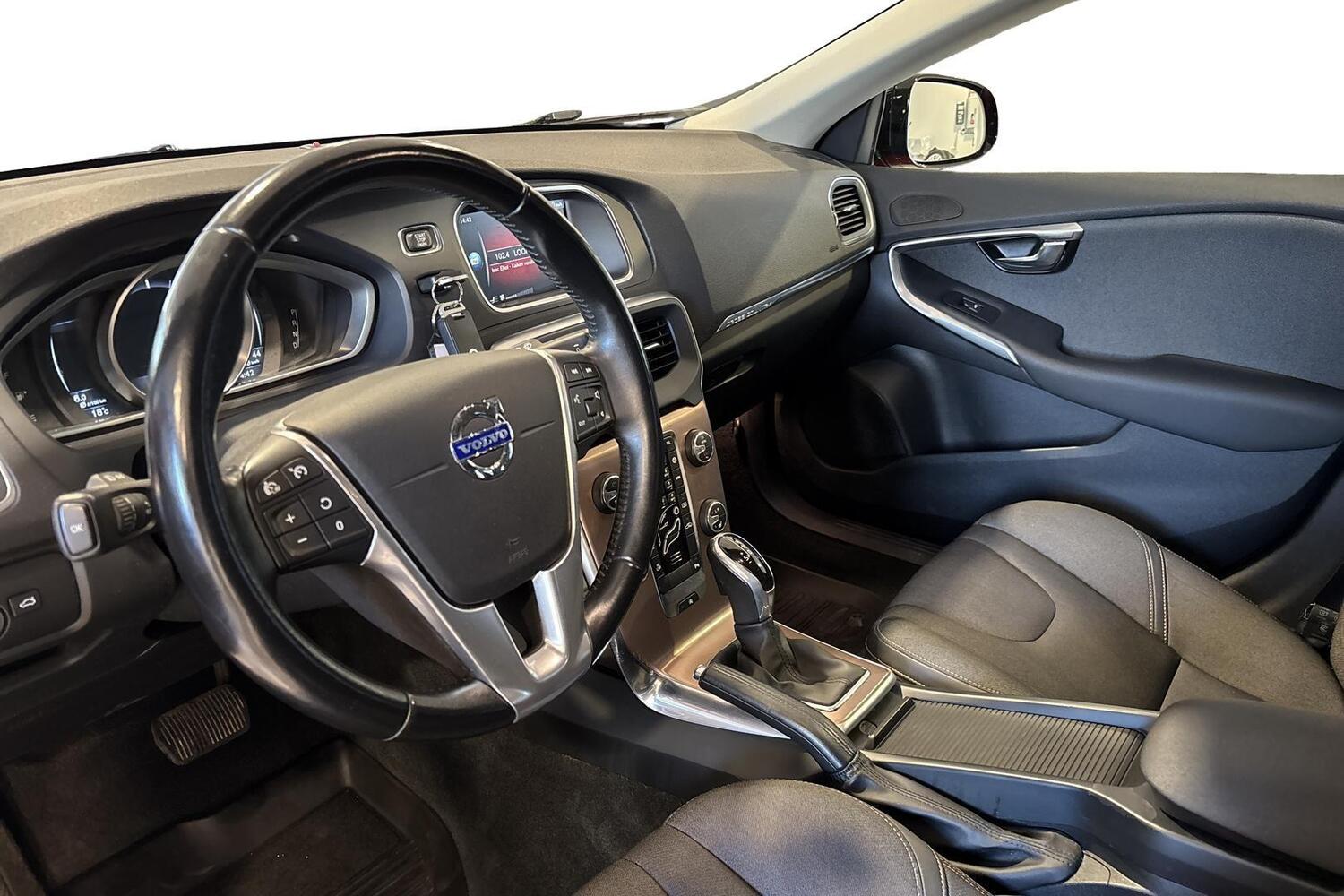 Volvo V40 Cross Country vaihtoauto