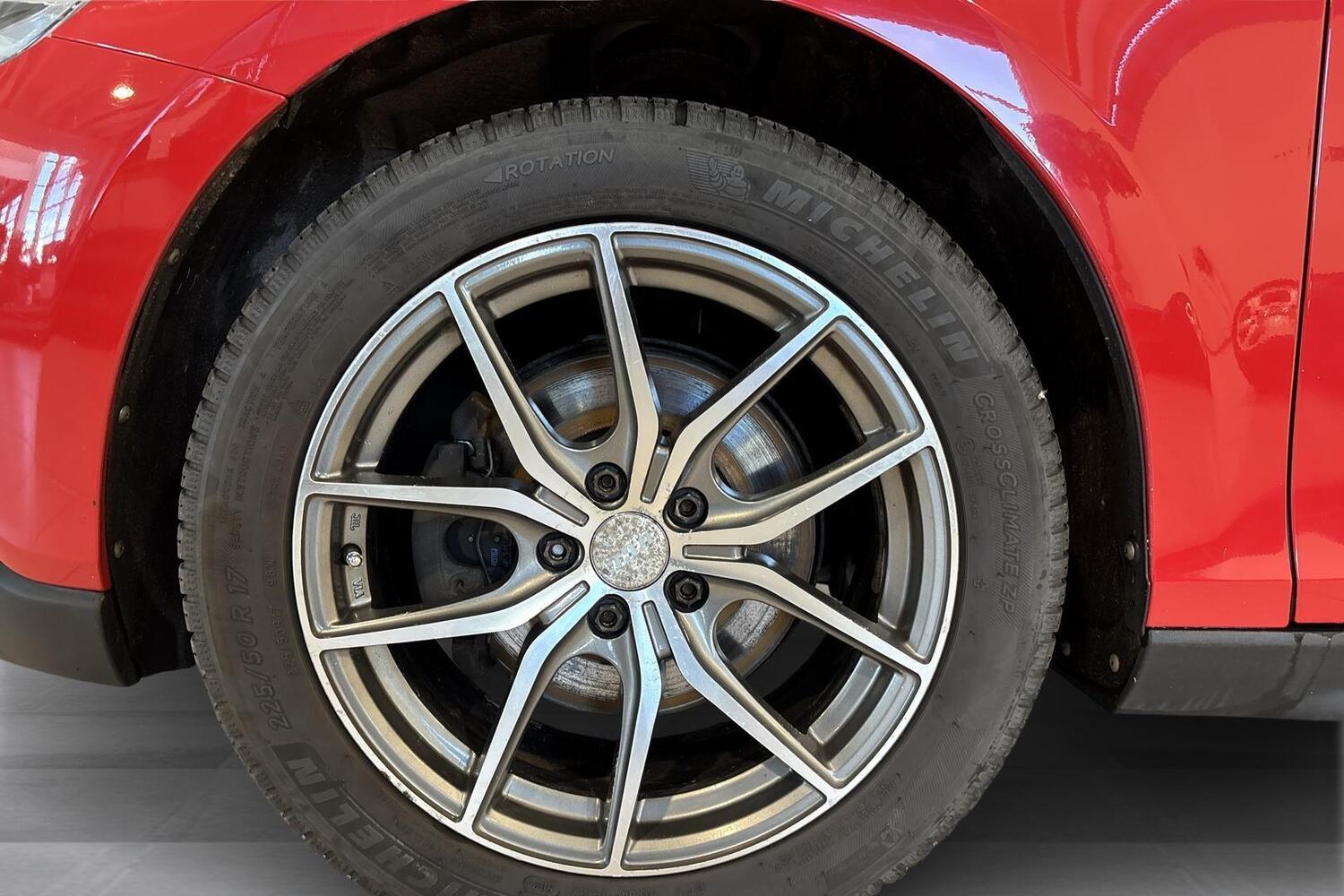 Volvo V40 Cross Country vaihtoauto