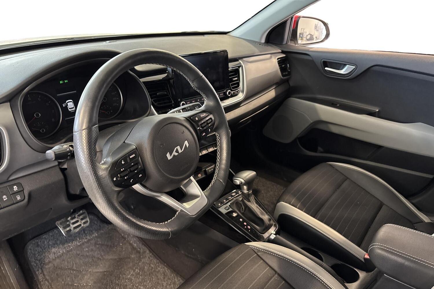Kia Stonic vaihtoauto