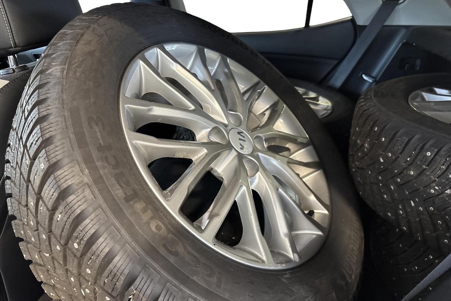 Kia Stonic vaihtoauto