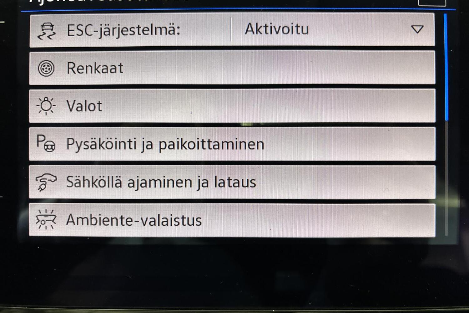 Volkswagen Passat vaihtoauto