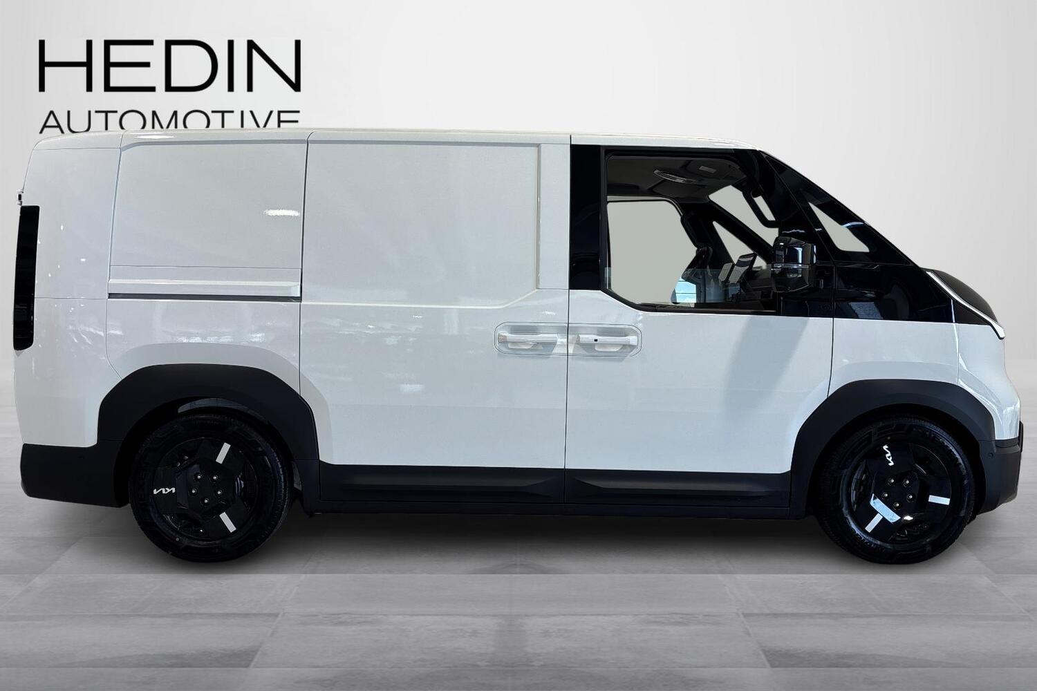 Kia PV5 Cargo vaihtoauto