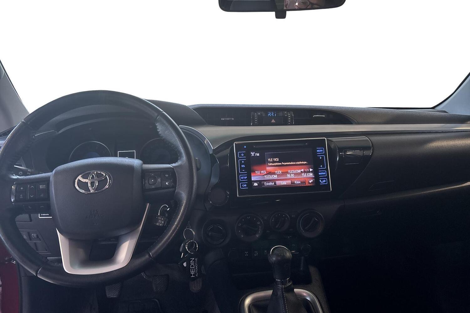 Toyota Hilux vaihtoauto