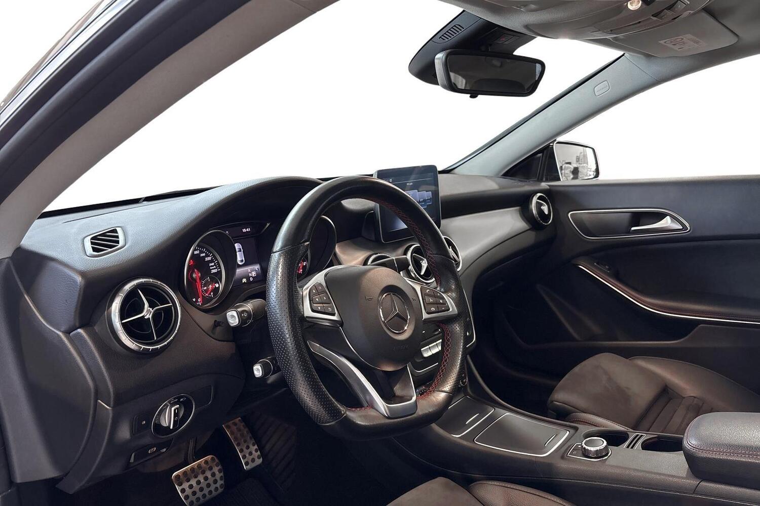 Mercedes-Benz CLA-sarja vaihtoauto