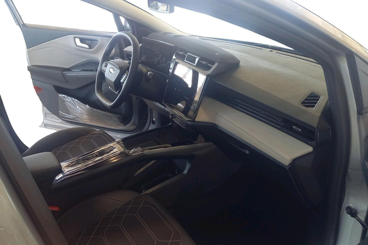 Ford Puma Gen-E vaihtoauto