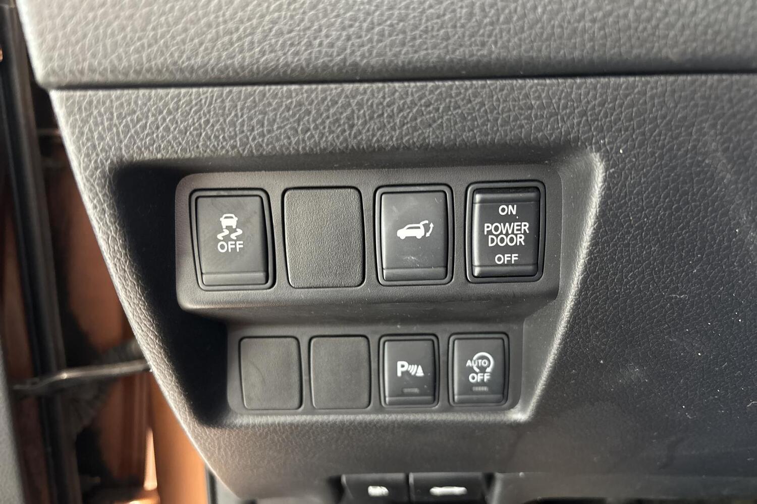 Nissan X-Trail vaihtoauto
