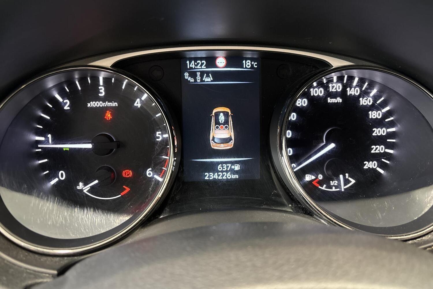 Nissan X-Trail vaihtoauto