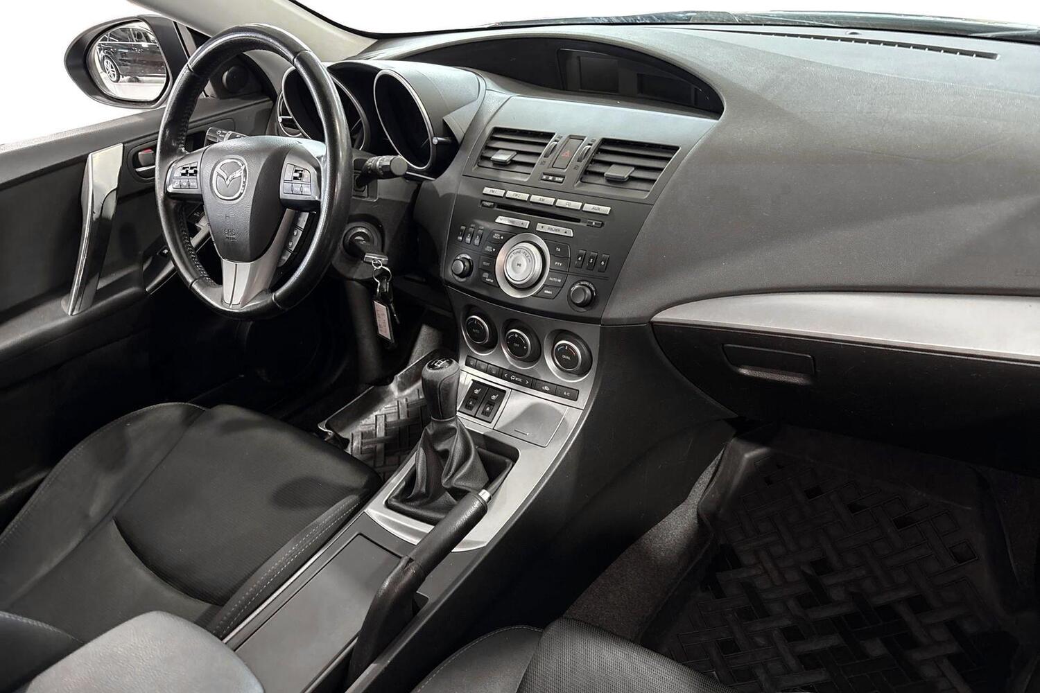 Mazda 3 vaihtoauto