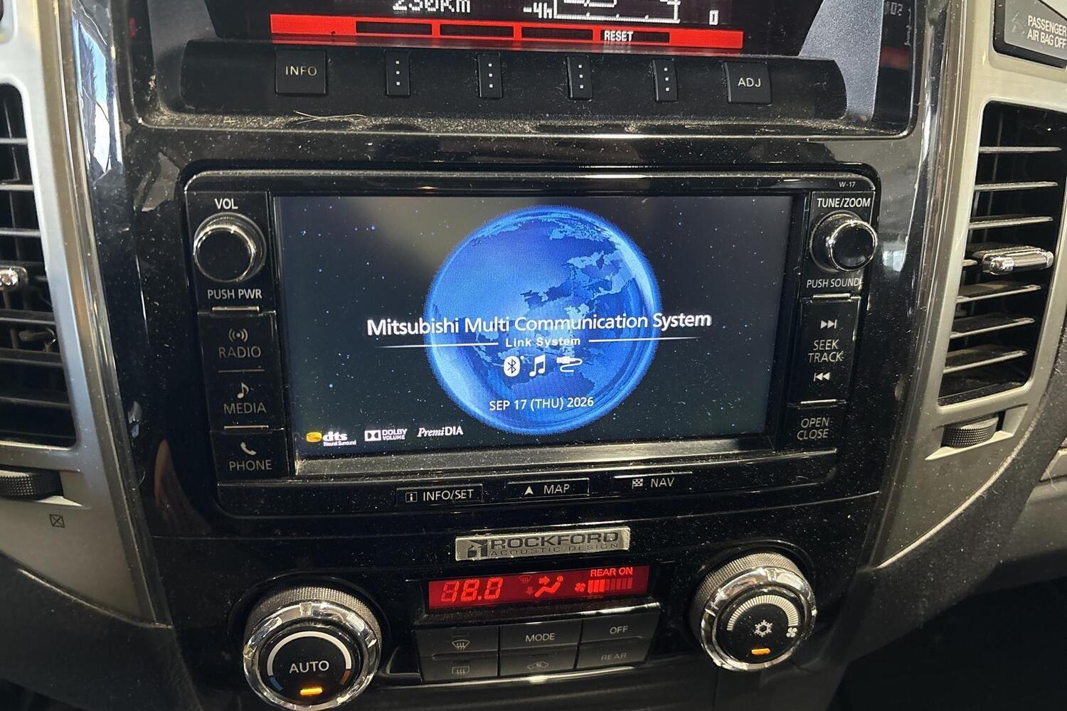 Mitsubishi Pajero vaihtoauto