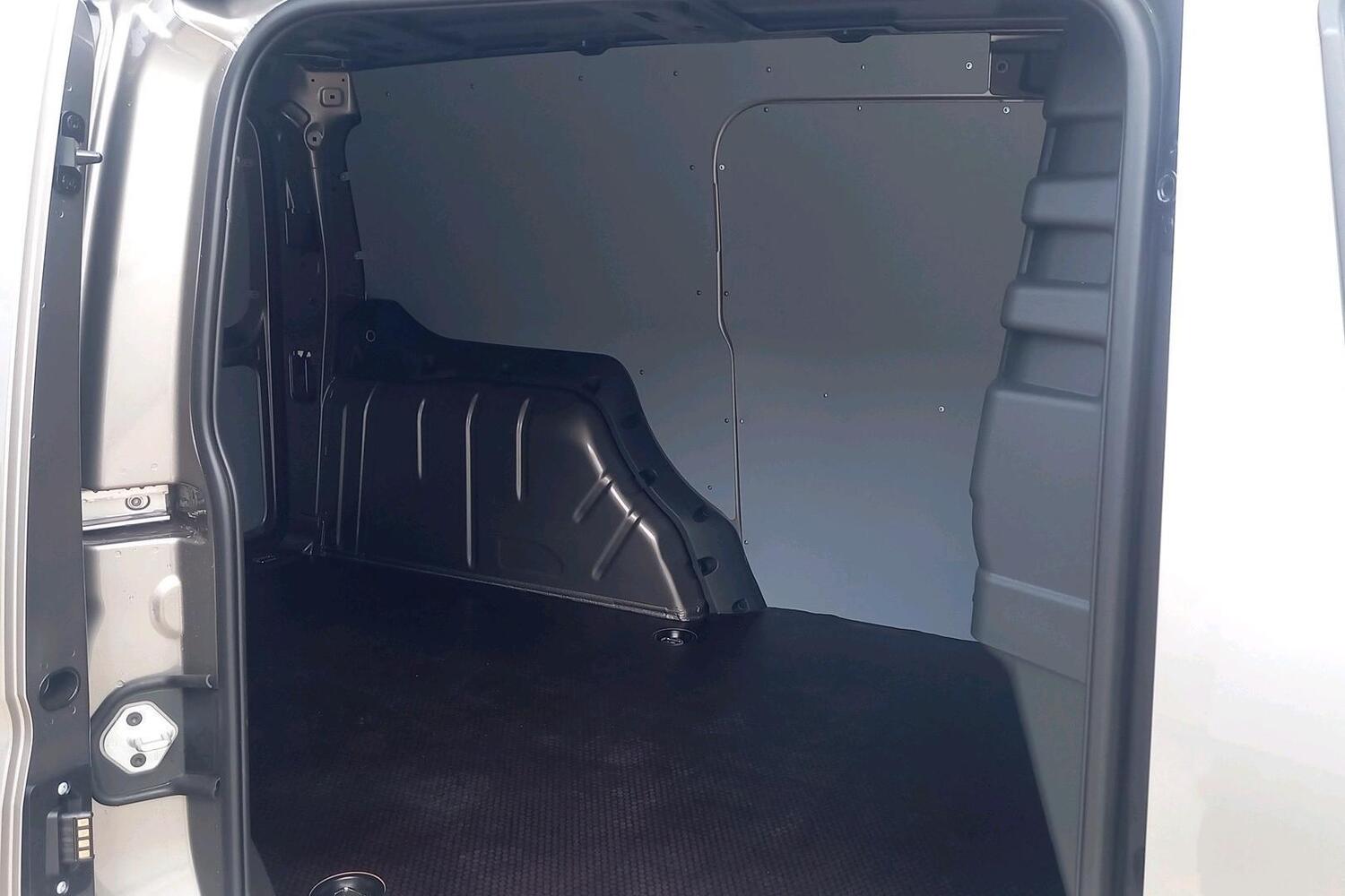 Ford Transit Connect vaihtoauto