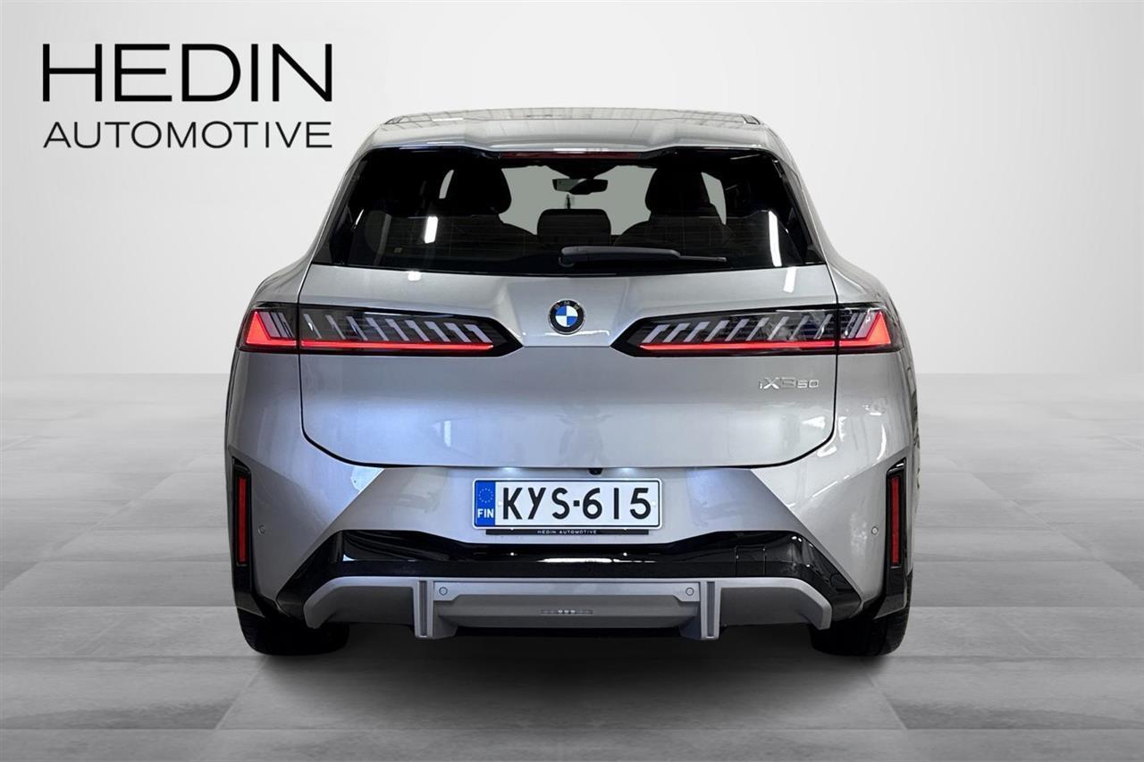 BMW iX3 vaihtoauto