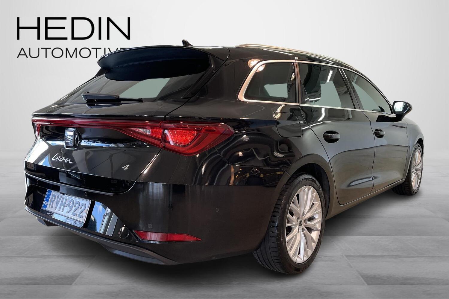 SEAT Leon Sportstourer vaihtoauto