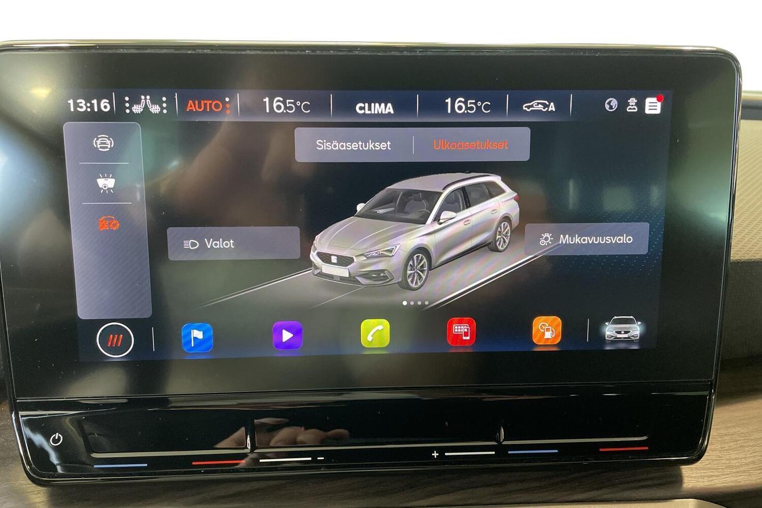 SEAT Leon Sportstourer vaihtoauto